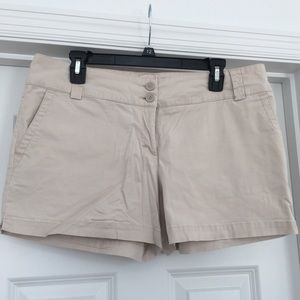 NY & Co khaki shorts. Good condition. Sz 12